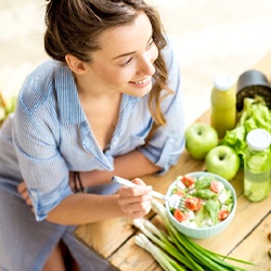 woman eating healthy food