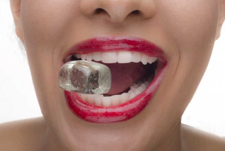 Dangers of Chewing on Ice, Conway American Dental Care
